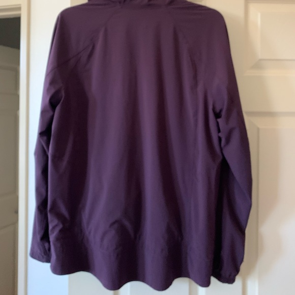 Lululemon Rain Coat - Picture 6 of 8